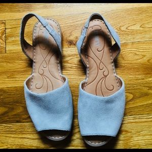 Born Blue Grey Suede NWOT Slingbacks Sz 10